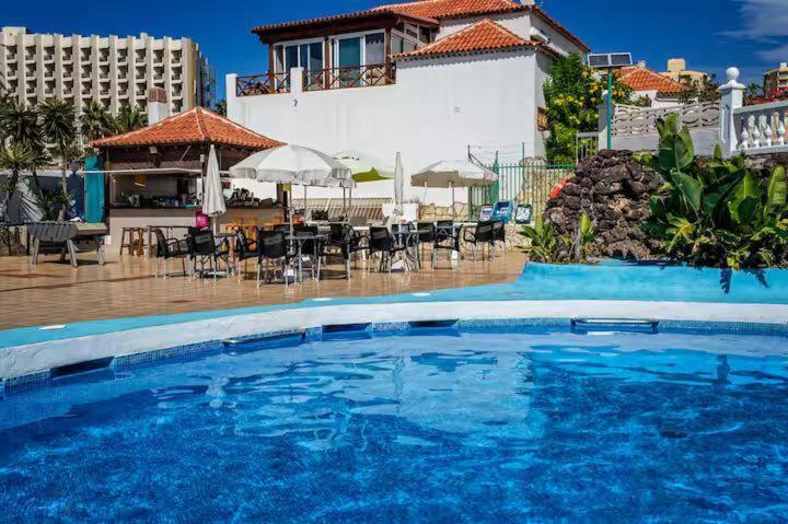 Apartment in Playa de las Americas 1 Bagian luar foto